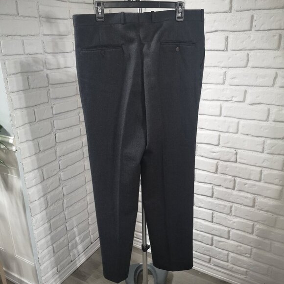 Cricketeer Elite Men's 100% Wool Made in Canada Charcoal Pleated Front Pants - Picture 2 of 11